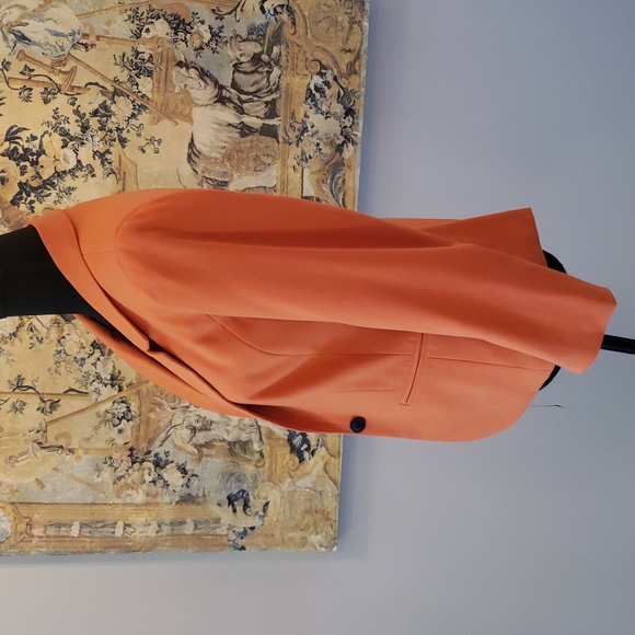 Jacketl - Picture 2 of 3